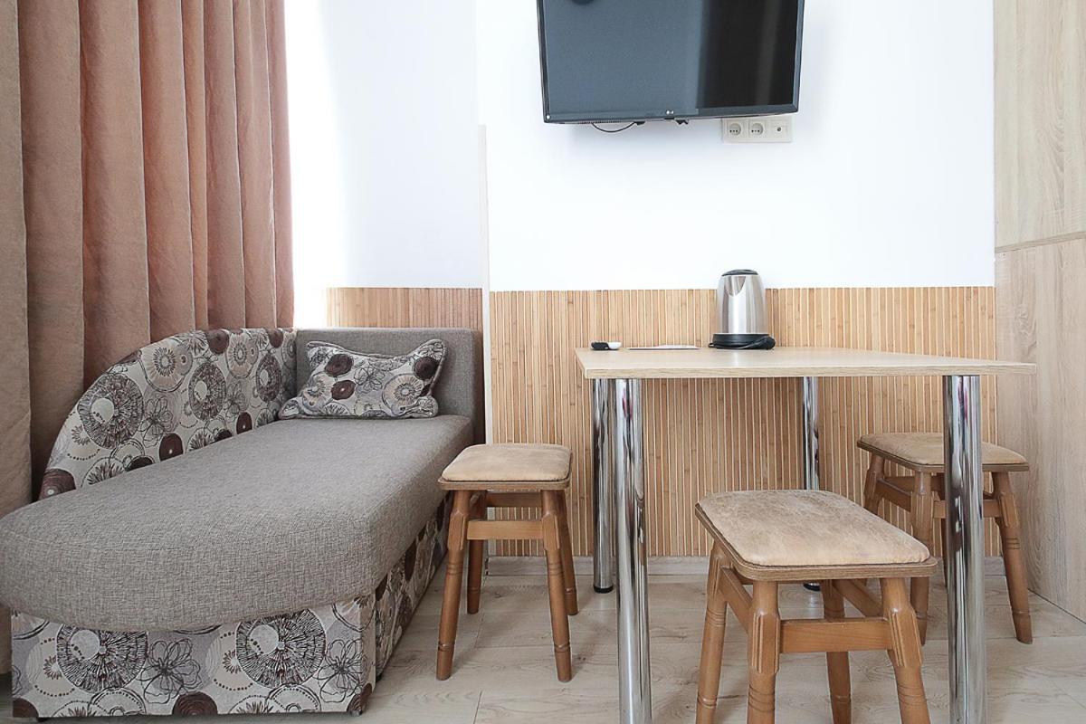 Buk Apartments On Doroshenka 29 Lviv Extérieur photo