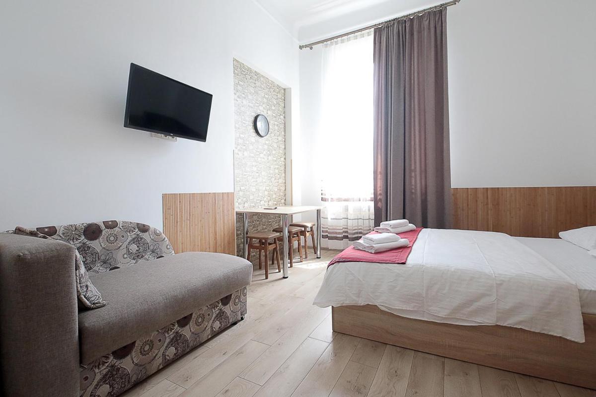 Buk Apartments On Doroshenka 29 Lviv Extérieur photo