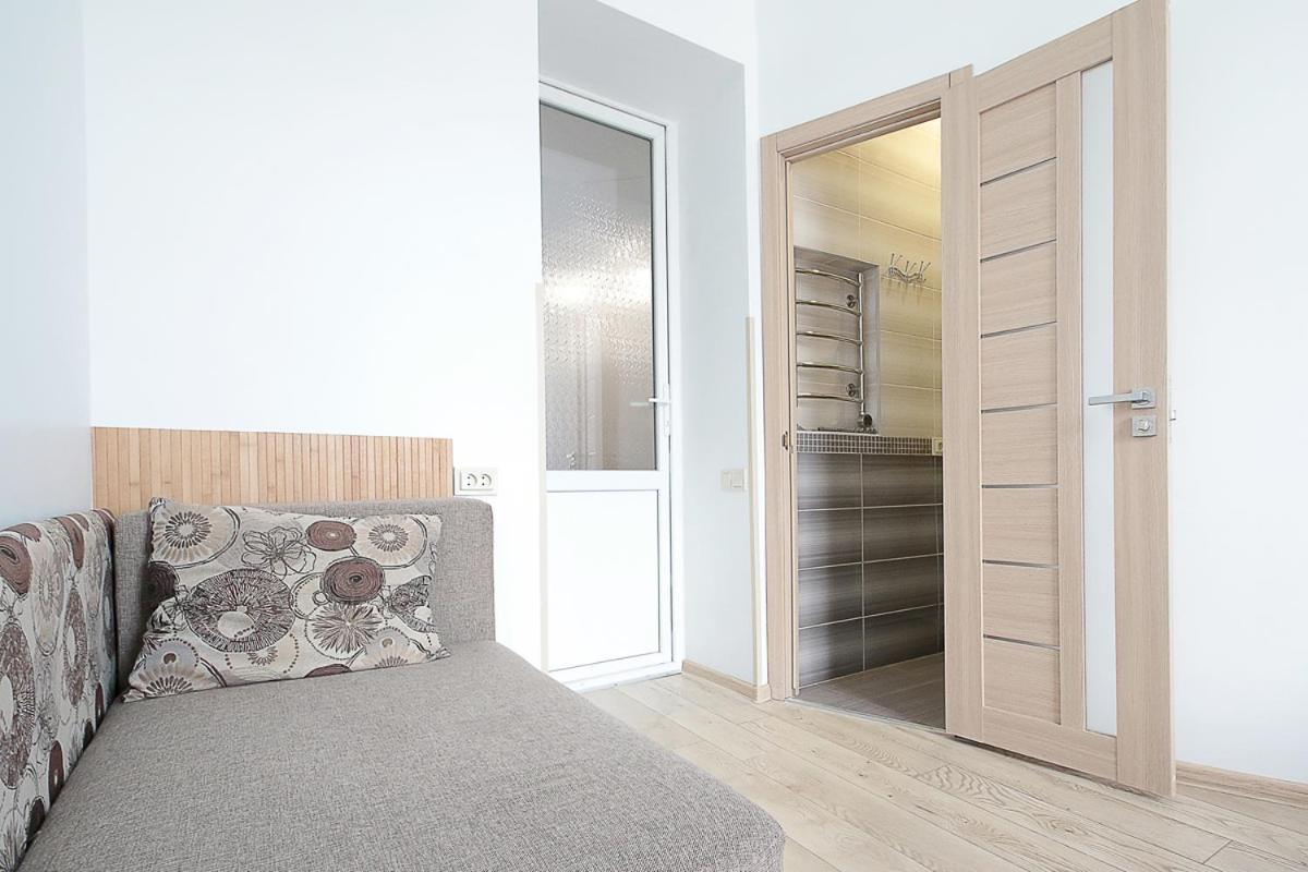 Buk Apartments On Doroshenka 29 Lviv Extérieur photo