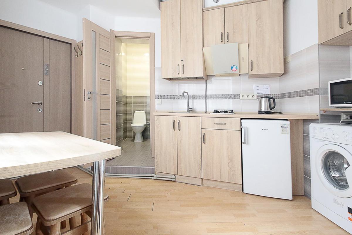 Buk Apartments On Doroshenka 29 Lviv Extérieur photo