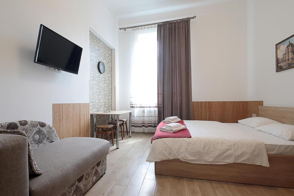 Buk Apartments On Doroshenka 29 Lviv Extérieur photo