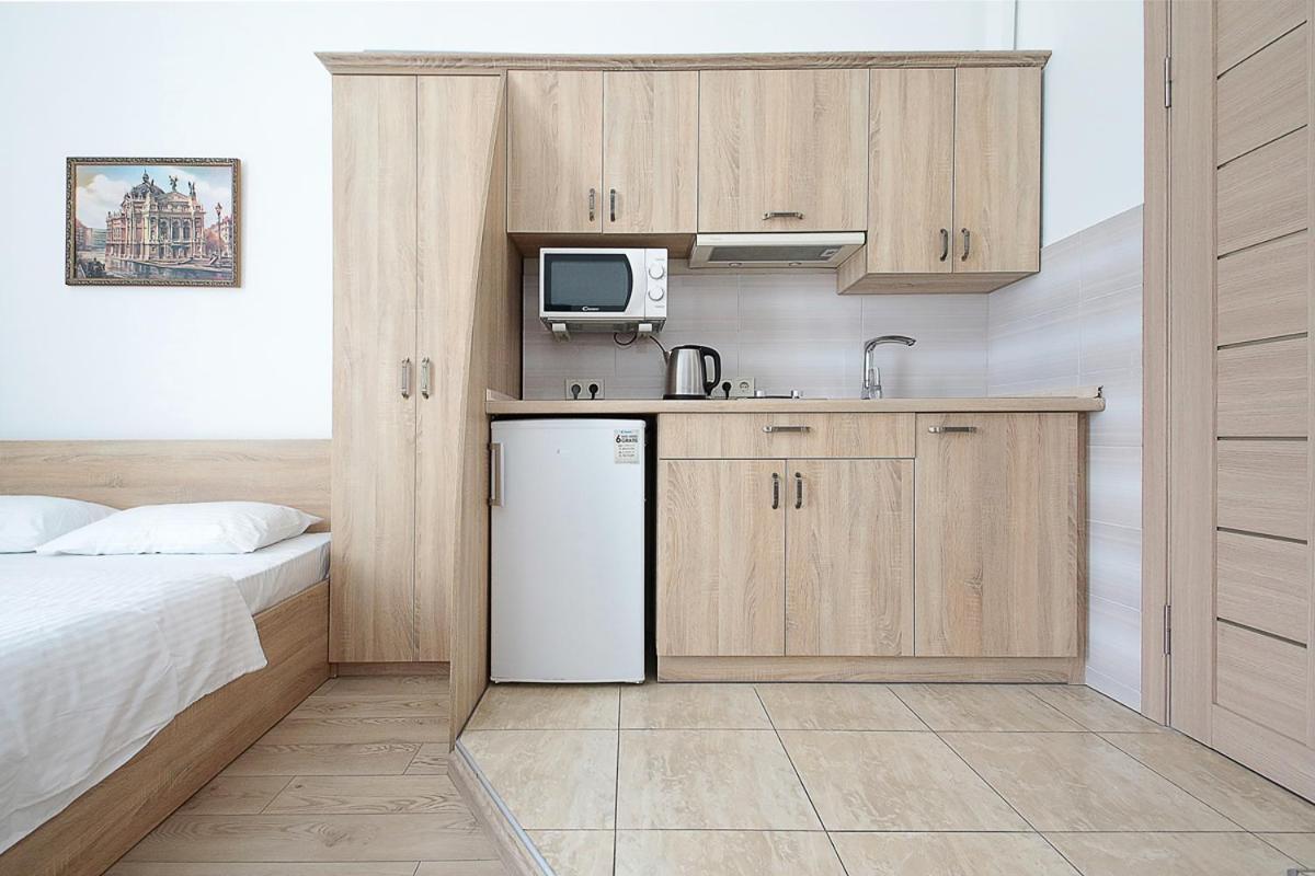 Buk Apartments On Doroshenka 29 Lviv Extérieur photo